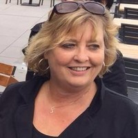 Yvonne Russ