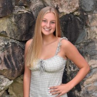 Chloe Flatter