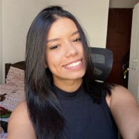 Luzia Caroline Da Paz Silva
