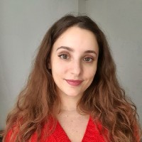 Stella Comninos