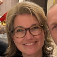 Esther Van Den Hooff-Stuit