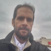 Chris R.