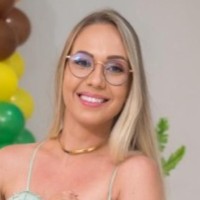 Viviane Marques Caponi