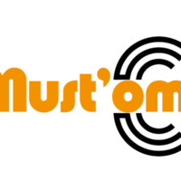 Must' Com