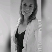 Michelle Frost Larsen