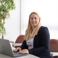 Laura Farnell
