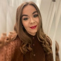 Lucy Coates