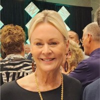 Leigh Hicks