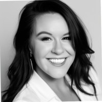 Sarah Franz, Coms