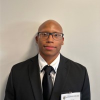 Uziel Reyes
