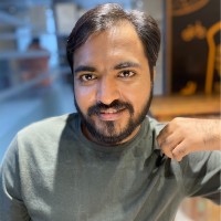 Tej Chalishazar
