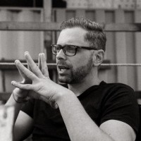 Erik Henschel