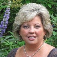 Lisa DeVane