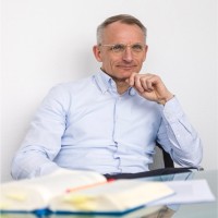 Prof. Dr. Nils Heide