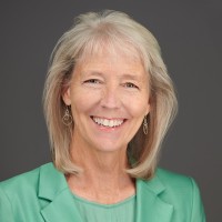 Debbie Omundson - The Carefree Property Group