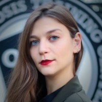Eduarda Da Costa Sbroglio