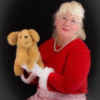 Carol T Lee