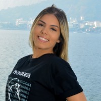 Bruna Larrat
