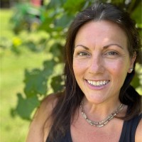 Andrea Bell