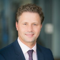 Dr. Erik Ahnis