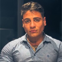 Leandro M.