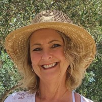 Cynthia McLeod
