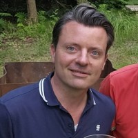 Robert Van den Bos