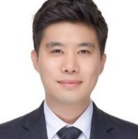 김유석
