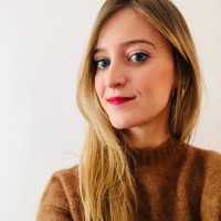 Helen Smullen, Communication