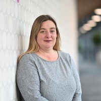 Helen Taylor, Crme