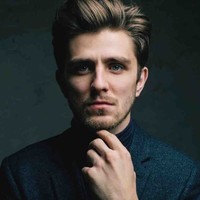 Yevgeniy Kharlamov