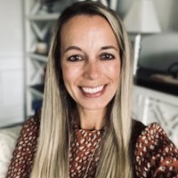 Jennifer Uhl
