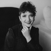 Paula C.