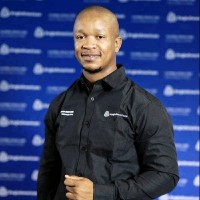 Vuyisile Dineka