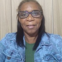 Euza G De Oliveira Oliveira