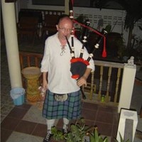 Eric J Mathers