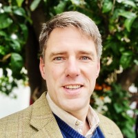 Dr Iain Wood
