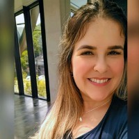 Claudia Regina Dias De Oliveira