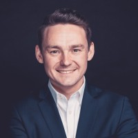 Dr. Marcus Steffens