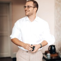 Luke Pritchard