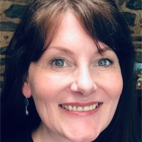 Sarah Hutchinson