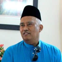 Prof Zaki