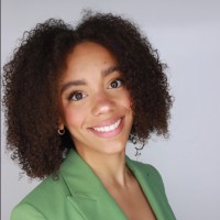 Cassandra Mayers