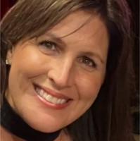 Suzanne Troutt