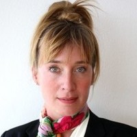 Jennifer Robertson-Bastian