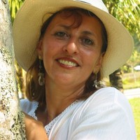 ELAINE RODRIGUES