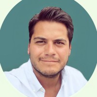 Erick Hernández R