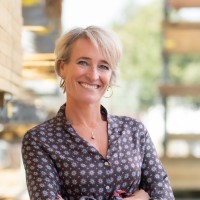 Maureen Floris