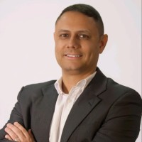Luciano S B.