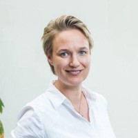 Annelies Bos